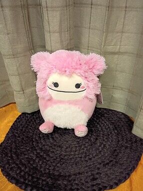 NWT Original Squishmallows Fantasy Squad Brina The Bigfoot Size 8"
